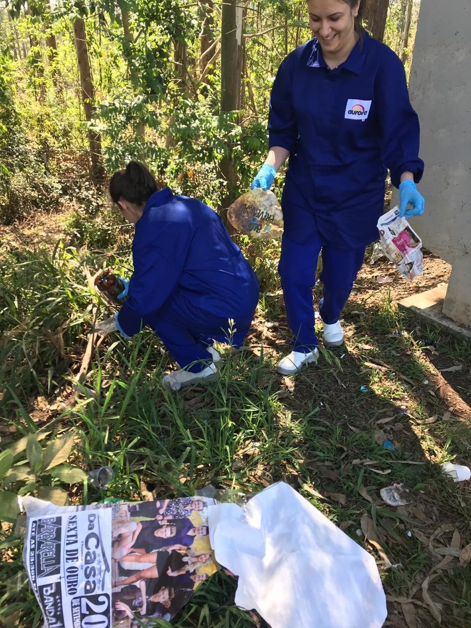 Voluntários do FAG participam da atividade em alusão ao Dia Mundial da Limpeza