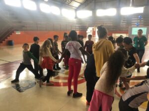 Alunos da E.B.M. Rui Barbosa conhecem Praça da Cooperação