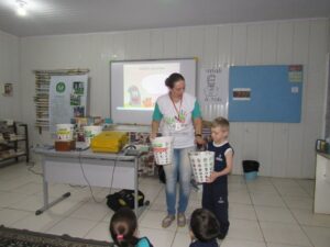 Programa Eco Cooperação leva educação ambiental para escolas da região metropolitana de Porto Alegre