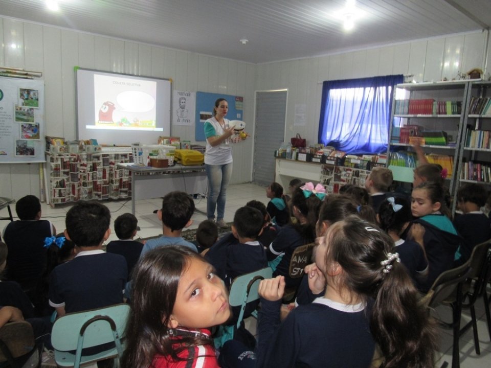 Programa Eco Cooperação leva educação ambiental para escolas da região metropolitana de Porto Alegre