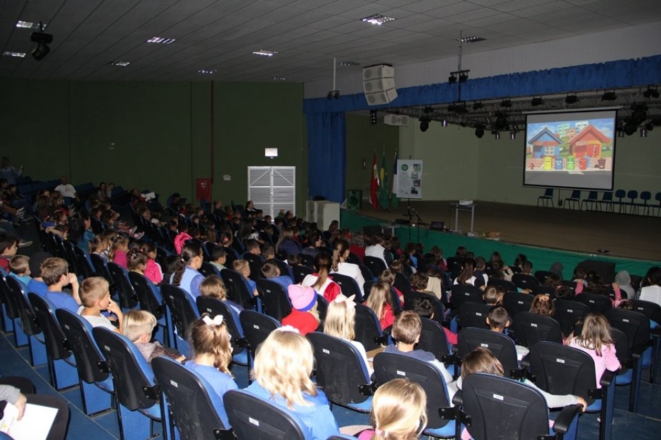 FALB e Cooperalfa realizam atividades em Bela Vista do Toldo
