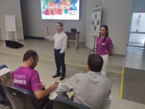 Centro de Memória recebe visita de alunos do programa Somos Líderes do SESCOOP