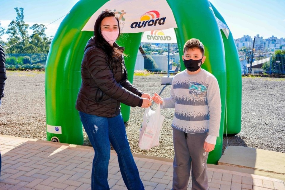 Fundação Aury Luiz Bodanese participa do Dia de Cooperar