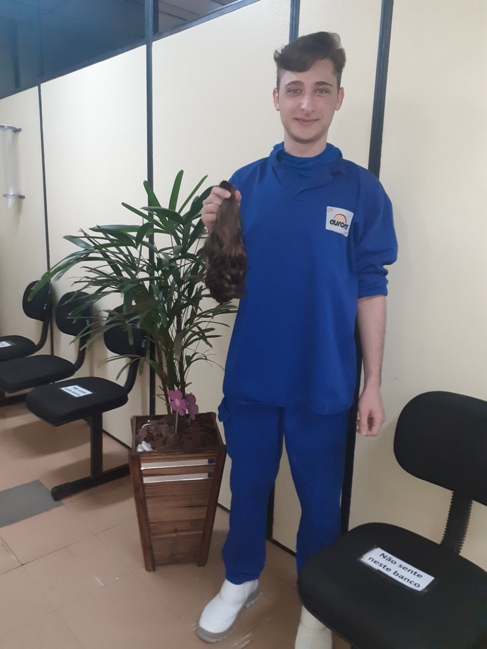 FALB recebe doação de cabelo de voluntários de Quilombo