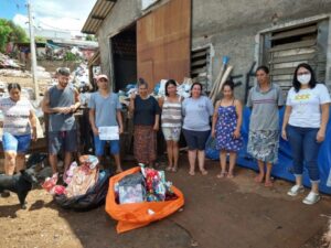 Campanha Natal Voluntário da FALB distribui presentes para 200 crianças em Chapecó