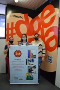 Voluntários de Abelardo Luz realizam doação de sangue no Hemosc Chapecó