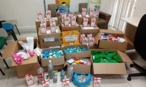 Voluntários contribuem com campanhas e projetos de reciclabilidade da FALB