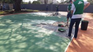 Voluntários de Mandaguari (PR) participam de revitalização de escolas municipais