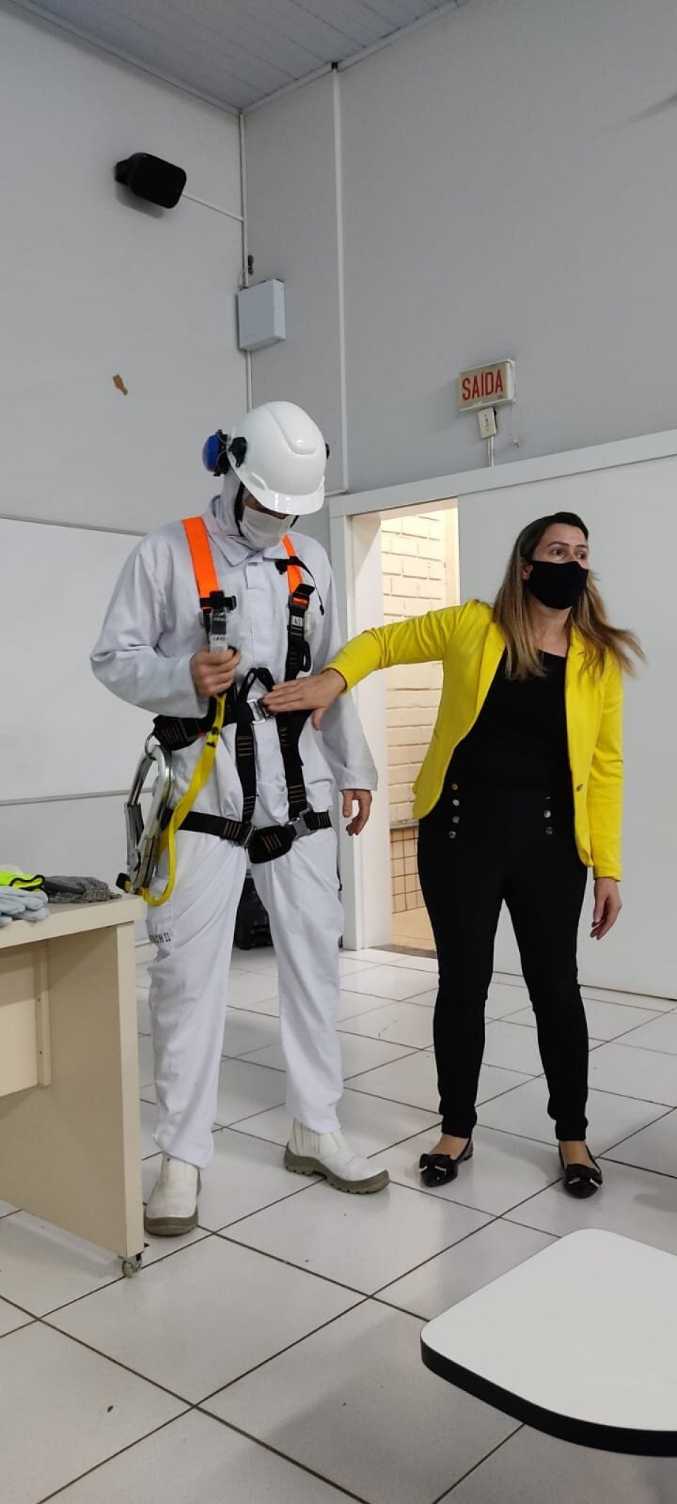 FALB trabalha sobre segurança e saúde em escolas