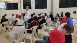 Fundação ALB incentiva a sustentabilidade com palestras em unidades da mantenedora Aurora Coop