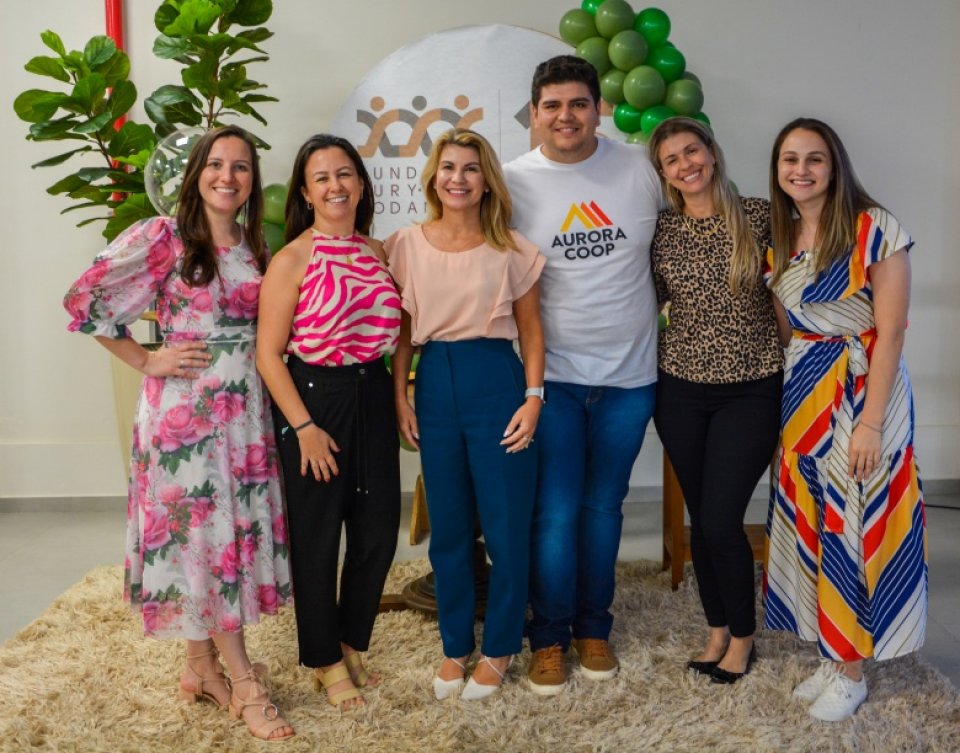 15 anos de cooperação com a comunidade