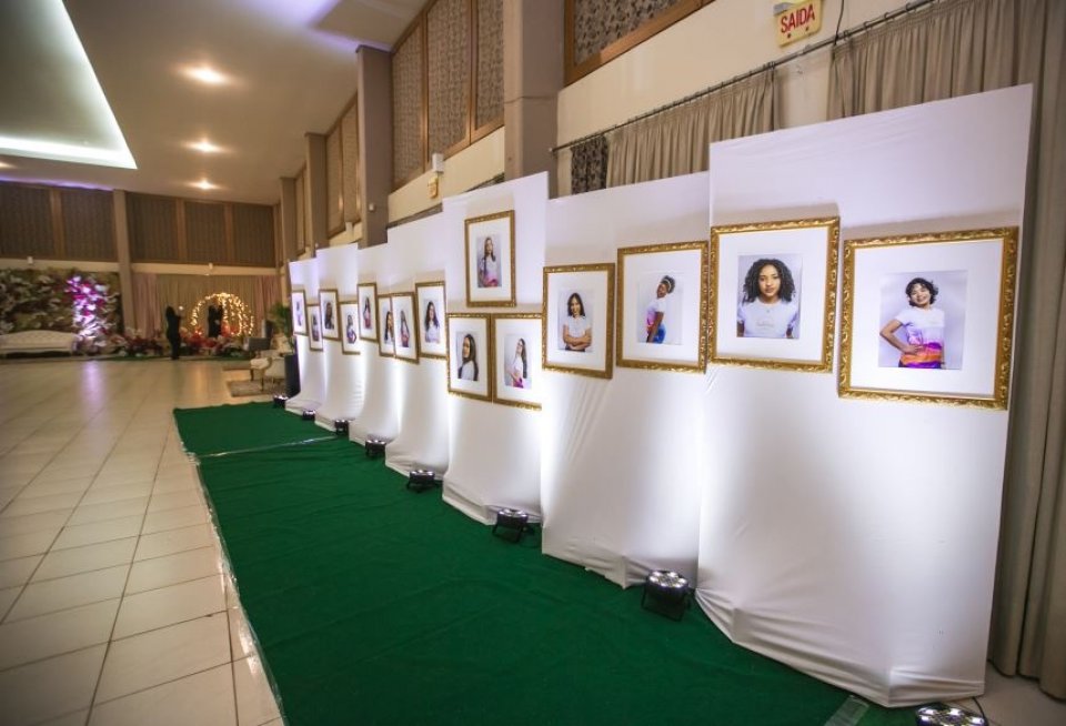 Filhas de colaboradores da Aurora Coop realizam o sonho de debutar