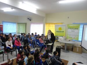 A Turminha da Reciclagem no RS finaliza as atividades de Junho