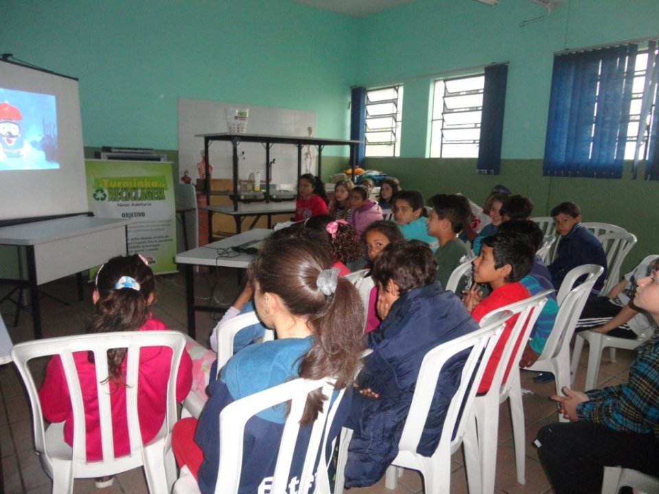 Volta às aulas com A Turminha da Reciclagem/RS